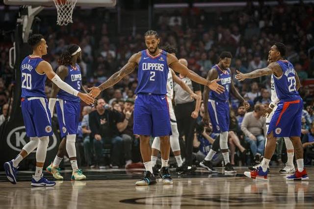 第一时间向 第一时间向