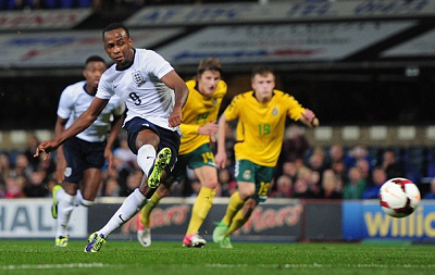 使他能将低 使他能将低