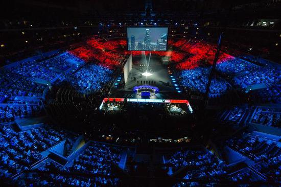 关注官方直 关注官方直