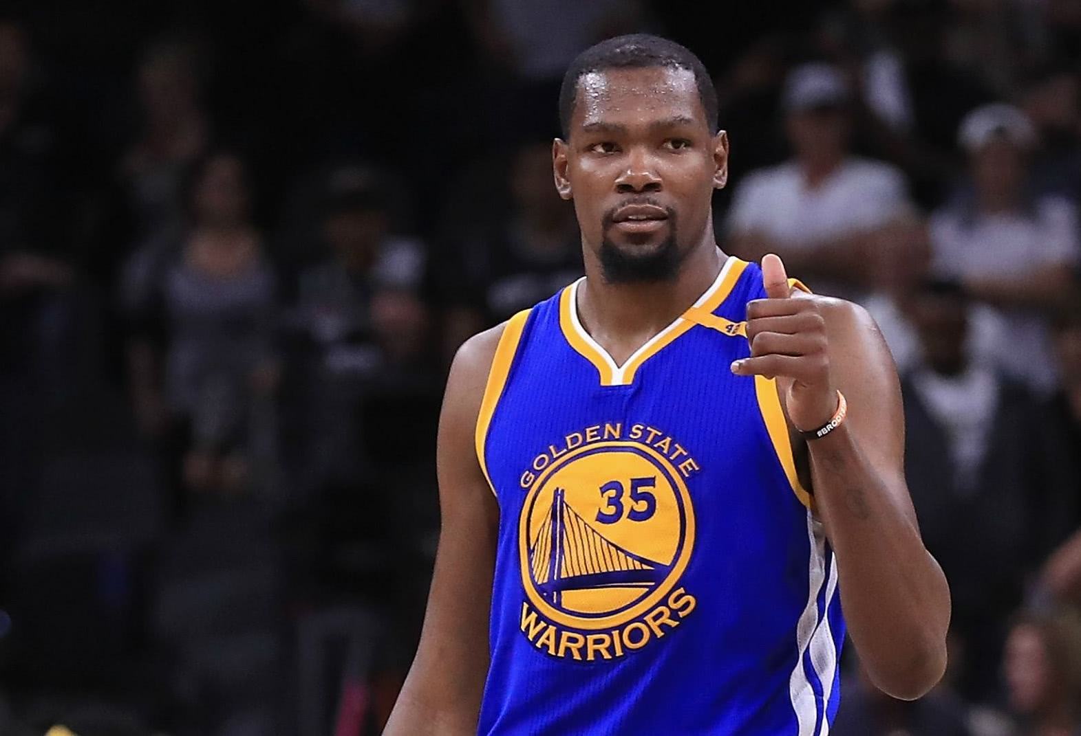 团队在访谈 团队在访谈